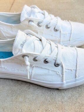Blowfish Malibu white sneakers